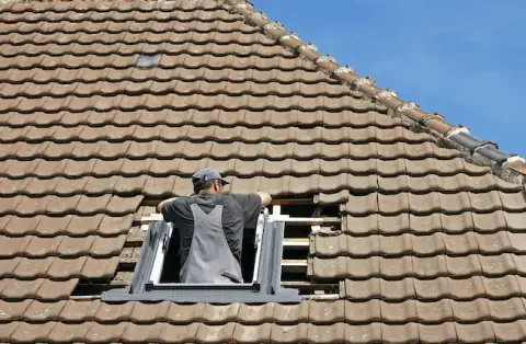 Pose de velux - Saint-Léons